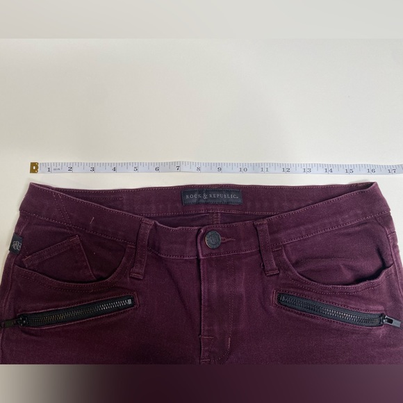 Rock & Republic maroon jeans size 12 women side zippers - Picture 3 of 7